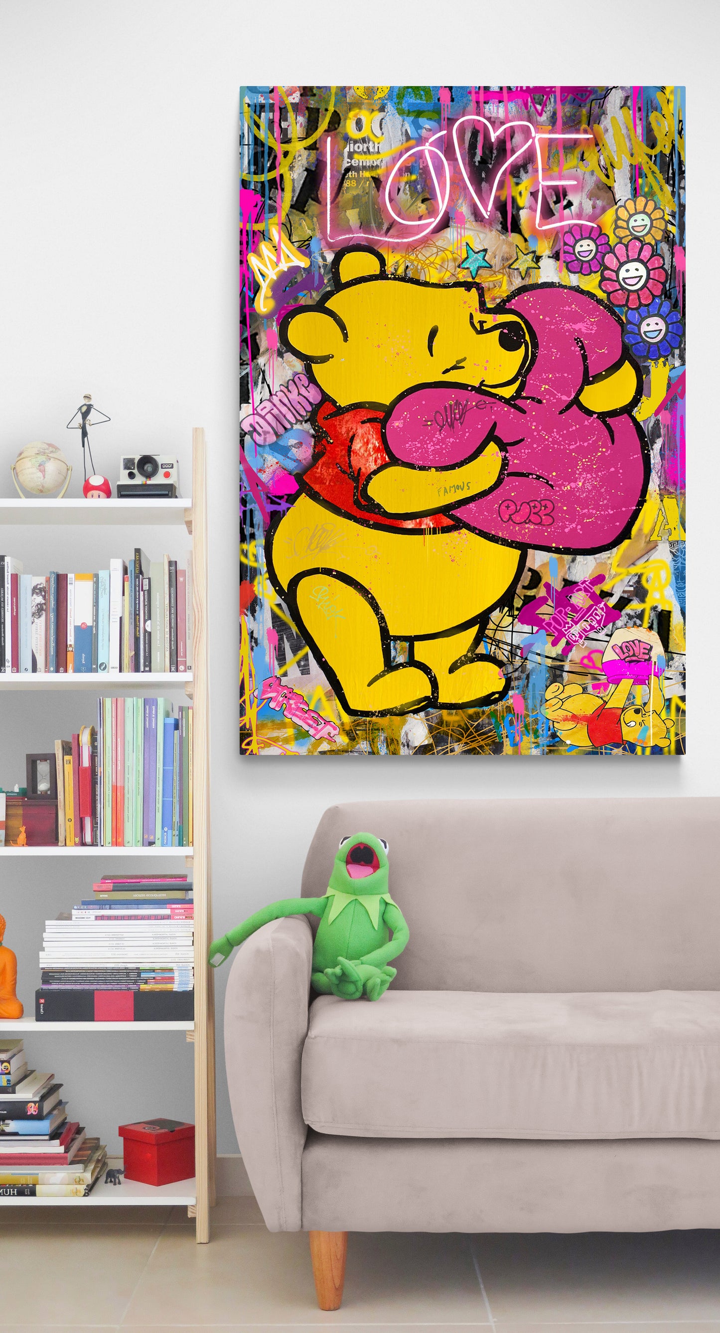 Love Bear - A_bookshelf_and_frog